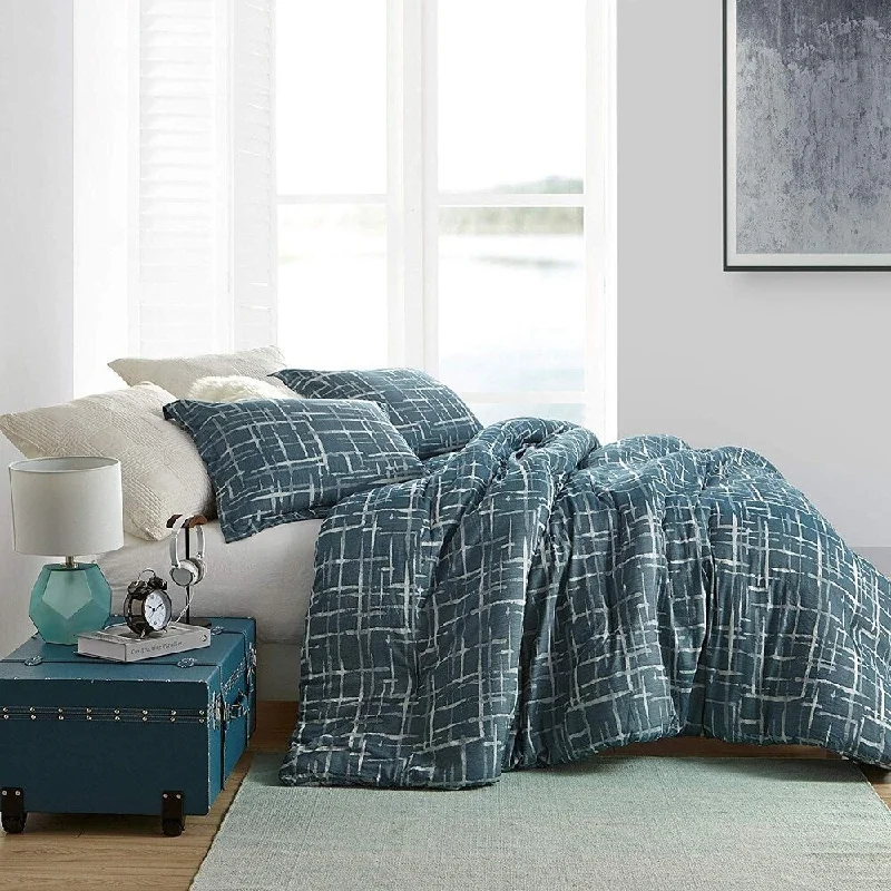 Latex - filled comforters with a bouncy texture and good supportRestive Teal Blues Comforter - 100% Yarn Dyed Cotton Latex - filled comforters with a bouncy texture and good supportRestive Teal Blues Comforter - 100% Yarn Dyed Cotton