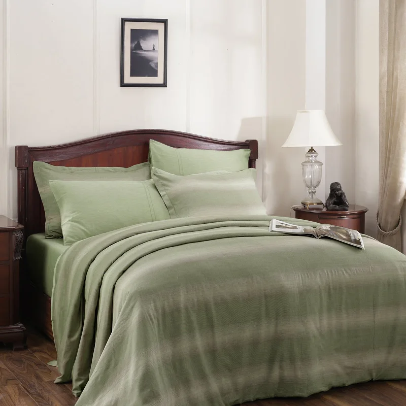 Duvet covers that coordinate with existing bedroom furnitureRhythmic Stripe Reversible Made With Egyptian Cotton Ultra Soft Chameleon Green/Chinchilla Duvet Cover with Pillow Case Duvet covers that coordinate with existing bedroom furnitureRhythmic Stripe Reversible Made With Egyptian Cotton Ultra Soft Chameleon Green/Chinchilla Duvet Cover with Pillow Case
