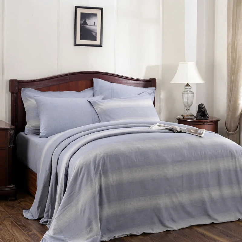 Floral - printed duvet covers for a romantic and feminine touchRhythmic Stripe Reversible Made With Egyptian Cotton Ultra Soft Classic Blue/Grey Marble Duvet Cover with Pillow Case Floral - printed duvet covers for a romantic and feminine touchRhythmic Stripe Reversible Made With Egyptian Cotton Ultra Soft Classic Blue/Grey Marble Duvet Cover with Pillow Case