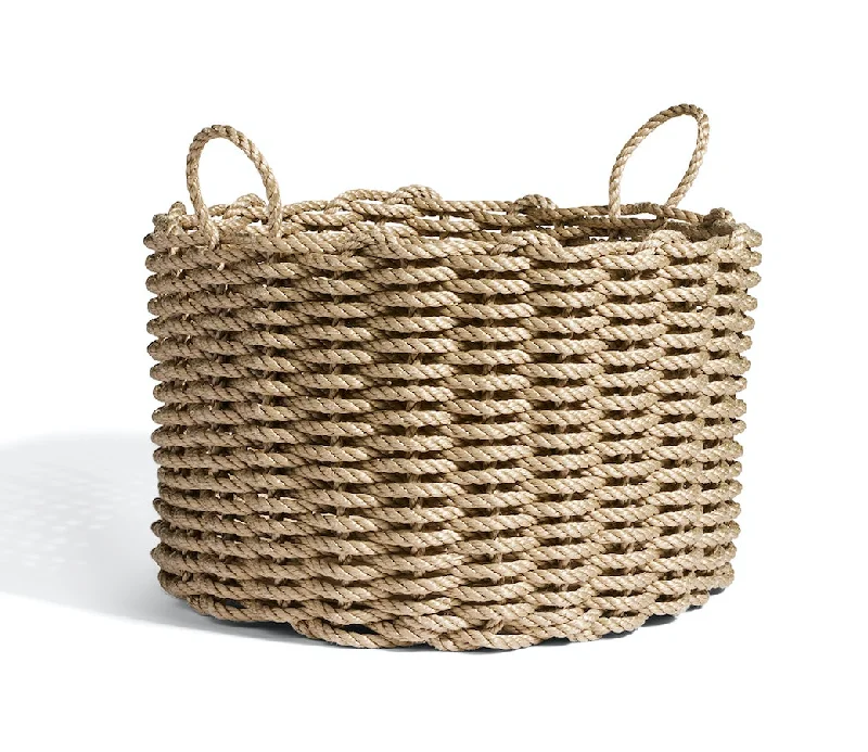 Microfiber blankets that are durable and easy to care forSand Rope Basket