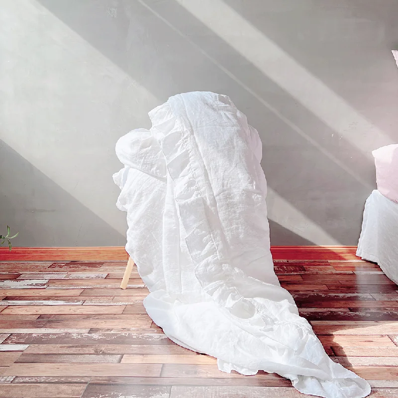 Silk duvet covers for a smooth and elegant touchRuffles Linen Duvet Cover