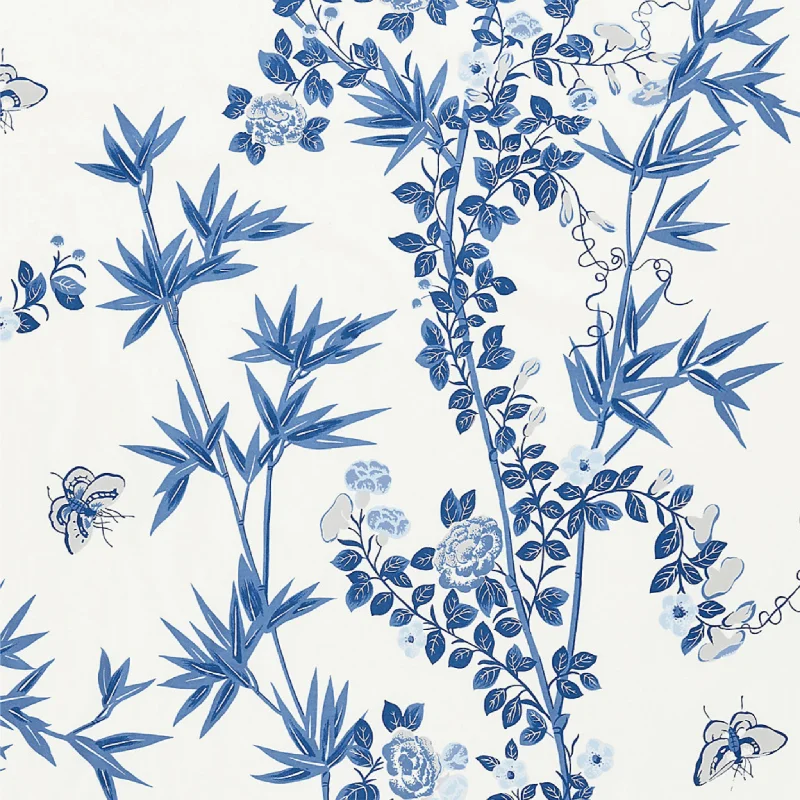Cotton blankets for breathability and a lightweight feelJardin De Chine Fabric in Porcelain Blue & White Cotton blankets for breathability and a lightweight feelJardin De Chine Fabric in Porcelain Blue & White