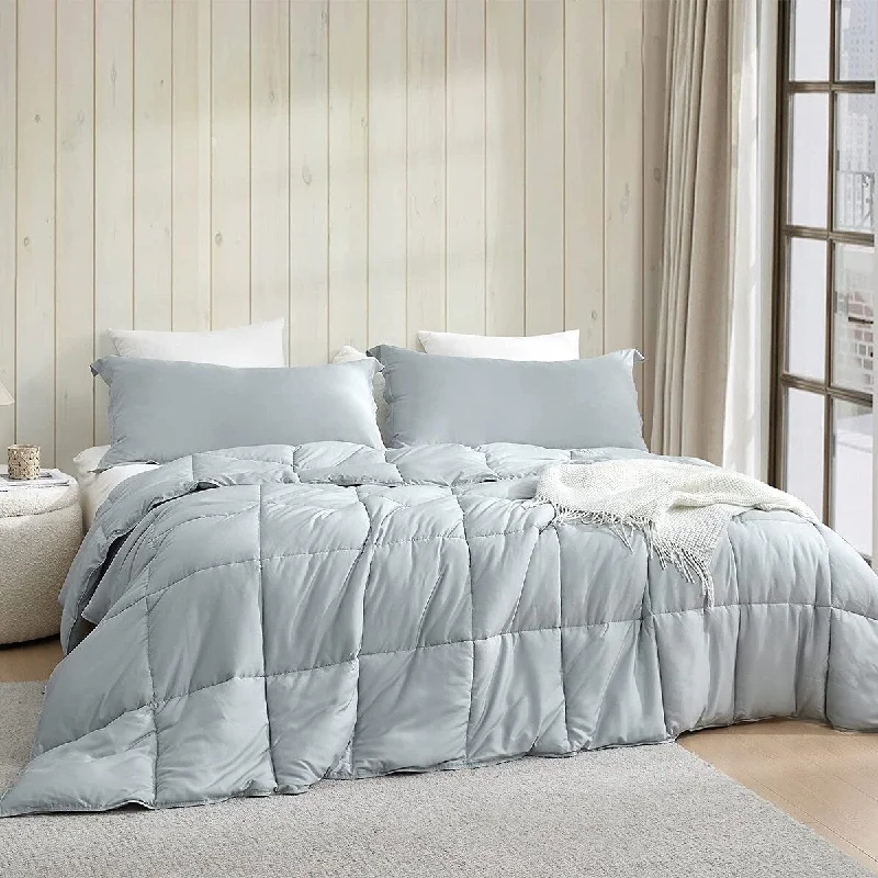Silk - filled comforters for a luxurious and smooth touchSnorze® Cloud Comforter Set - Coma Inducer® Ultra Cozy - Glacier Gray Silk - filled comforters for a luxurious and smooth touchSnorze® Cloud Comforter Set - Coma Inducer® Ultra Cozy - Glacier Gray