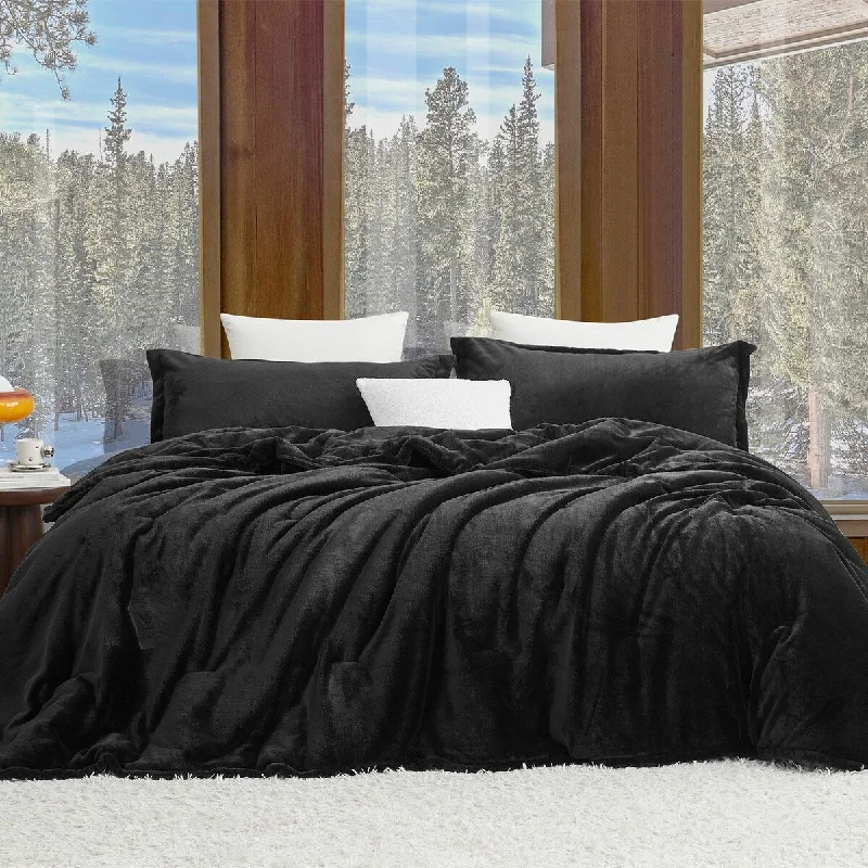 Silk - filled comforters for a luxurious and smooth touchSofter than Soft® - Coma Inducer® Oversized Comforter Set - Black Silk - filled comforters for a luxurious and smooth touchSofter than Soft® - Coma Inducer® Oversized Comforter Set - Black