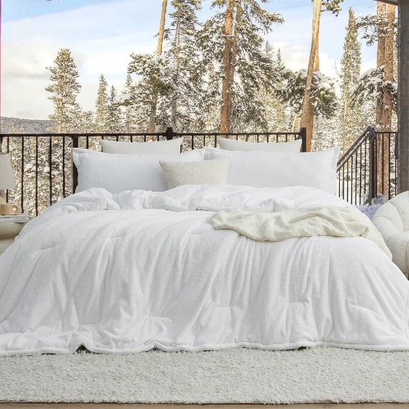 Cotton - filled comforters for a breathable and natural sleep experienceSofter than Soft® - Coma Inducer® Oversized Comforter Set - Double Plush White Cotton - filled comforters for a breathable and natural sleep experienceSofter than Soft® - Coma Inducer® Oversized Comforter Set - Double Plush White