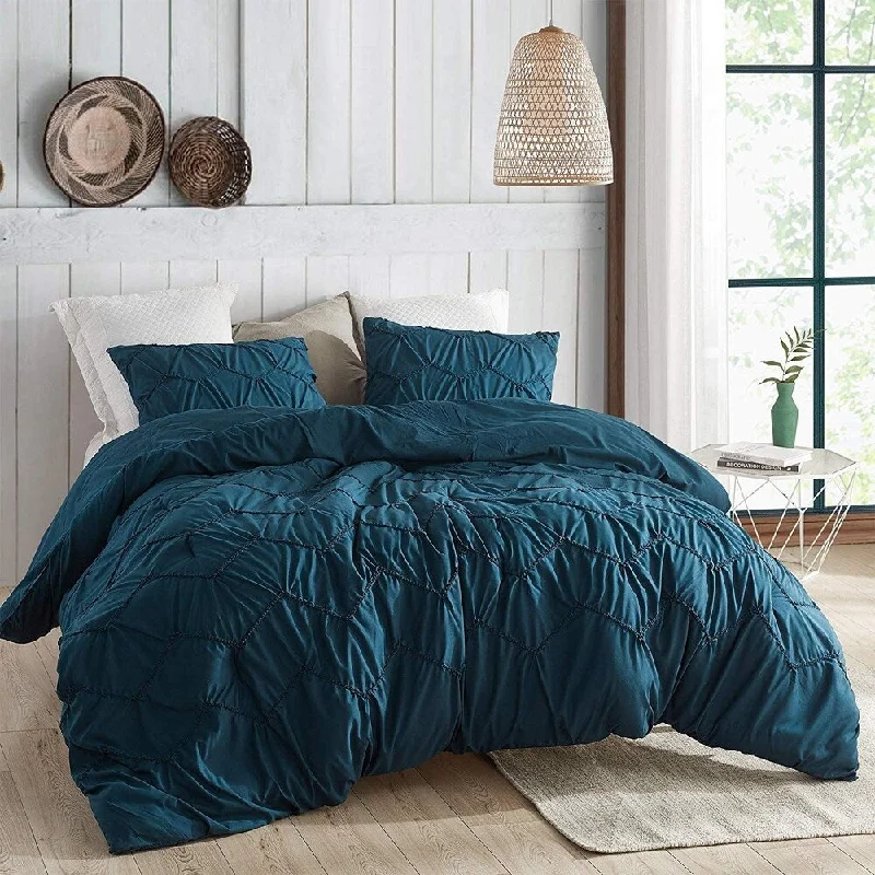 King - size comforters to fit large king - sized beds perfectlySupersoft Nightfall Navy Textured Waves 3-piece Comforter Set