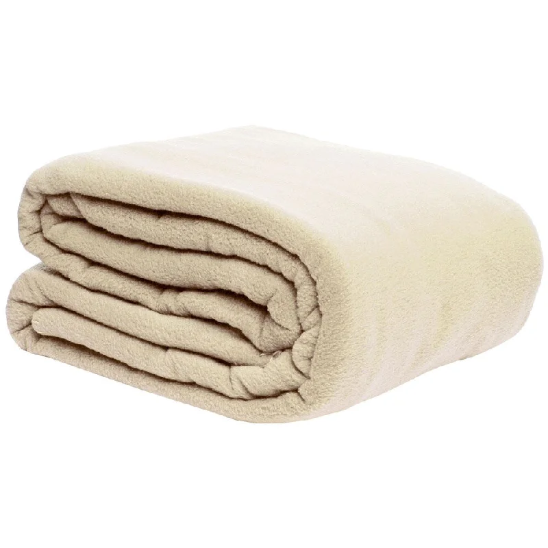 Recycled polyester blankets for an eco - conscious optionSupreme Warmth Fleece Blanket Recycled polyester blankets for an eco - conscious optionSupreme Warmth Fleece Blanket