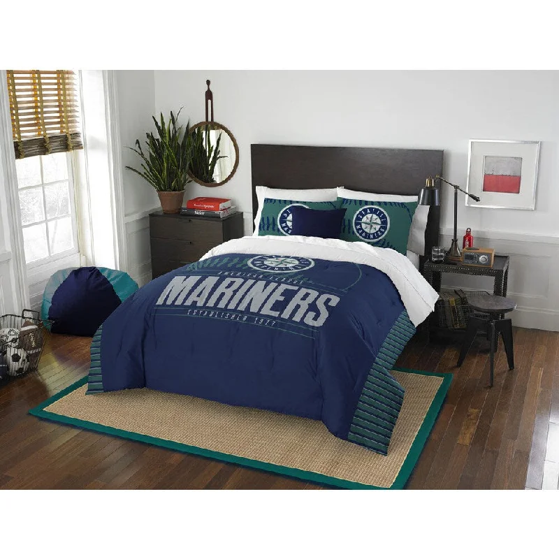 Synthetic - filled comforters like polyester for affordability and hypoallergenic propertiesThe Northwest Company Mariners Blue Polyester Full/Queen 3-piece Comforter Set Synthetic - filled comforters like polyester for affordability and hypoallergenic propertiesThe Northwest Company Mariners Blue Polyester Full/Queen 3-piece Comforter Set