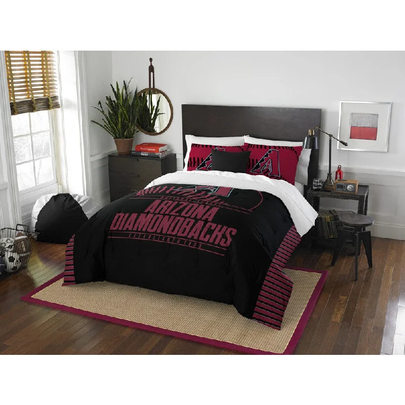 Latex - filled comforters with a bouncy texture and good supportThe Northwest Company MLB Arizona Diamondbacks Grandslam Red/Black Full/Queen 3-piece Comforter Set Latex - filled comforters with a bouncy texture and good supportThe Northwest Company MLB Arizona Diamondbacks Grandslam Red/Black Full/Queen 3-piece Comforter Set