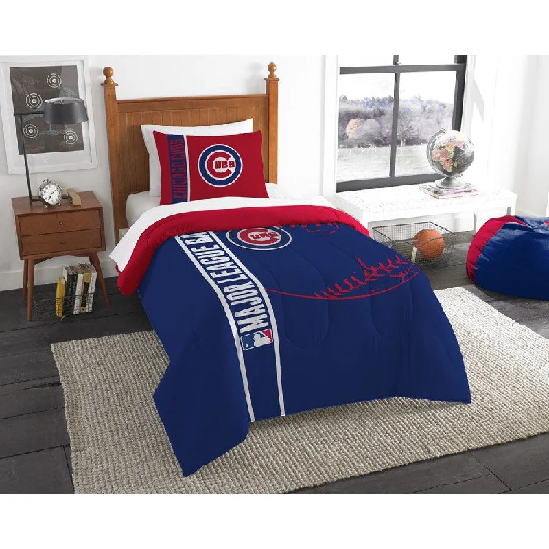 Wool - filled comforters with natural moisture - wicking and temperature - regulating featuresThe Northwest Company MLB Chicago Cubs Twin 2-piece Comforter Set Wool - filled comforters with natural moisture - wicking and temperature - regulating featuresThe Northwest Company MLB Chicago Cubs Twin 2-piece Comforter Set