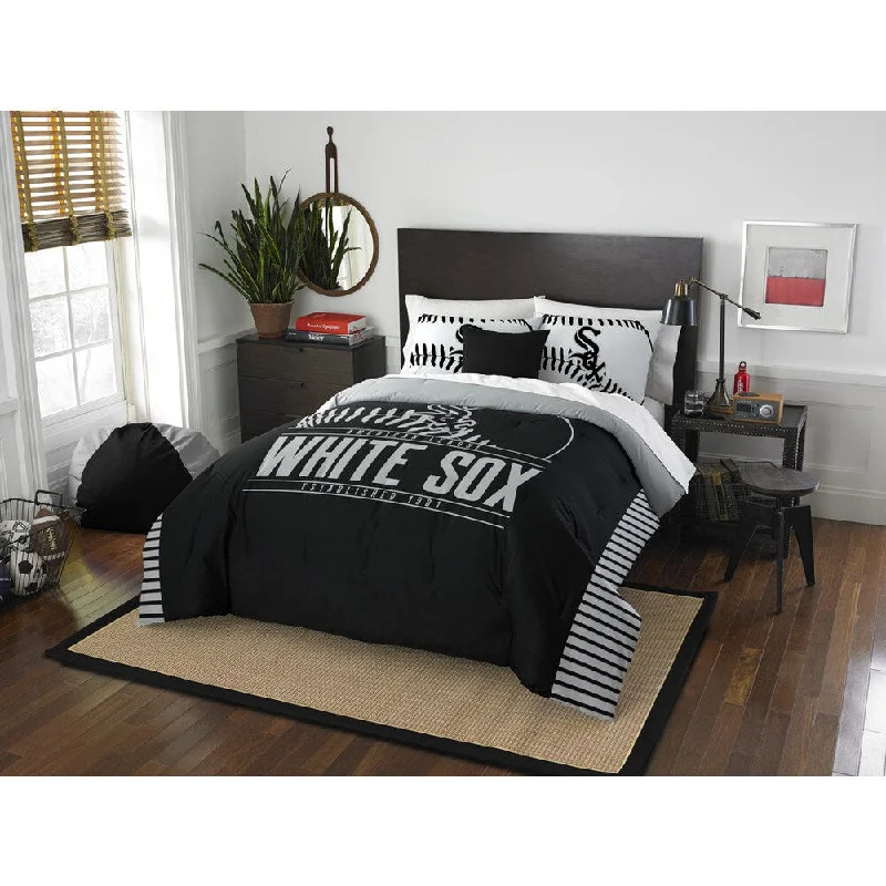 Cotton - filled comforters for a breathable and natural sleep experienceThe Northwest Company MLB Chicago White Sox Grandslam Full/Queen 3-piece Comforter Set Cotton - filled comforters for a breathable and natural sleep experienceThe Northwest Company MLB Chicago White Sox Grandslam Full/Queen 3-piece Comforter Set