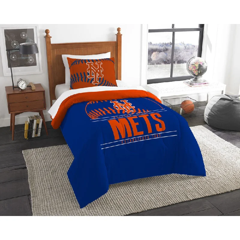 Queen - size comforters for standard queen - sized mattressesThe Northwest Company MLB New York Mets Grandslam Orange, Blue, and White Twin 2-piece Comforter Set Queen - size comforters for standard queen - sized mattressesThe Northwest Company MLB New York Mets Grandslam Orange, Blue, and White Twin 2-piece Comforter Set