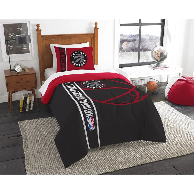 Wool - filled comforters with natural moisture - wicking and temperature - regulating featuresThe Northwest Company NBA 862 Raptors Twin Printed Comforter Set Wool - filled comforters with natural moisture - wicking and temperature - regulating featuresThe Northwest Company NBA 862 Raptors Twin Printed Comforter Set