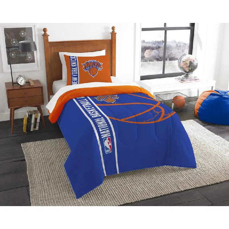 Silk - filled comforters for a luxurious and smooth touchThe Northwest Company NBA New York Knicks Twin 2-piece Comforter Set Silk - filled comforters for a luxurious and smooth touchThe Northwest Company NBA New York Knicks Twin 2-piece Comforter Set