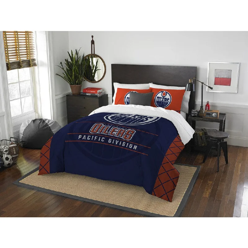 Latex - filled comforters with a bouncy texture and good supportThe Northwest Company NHL 849 Oilers Draft Full/Queen 3-piece Comforter Set Latex - filled comforters with a bouncy texture and good supportThe Northwest Company NHL 849 Oilers Draft Full/Queen 3-piece Comforter Set