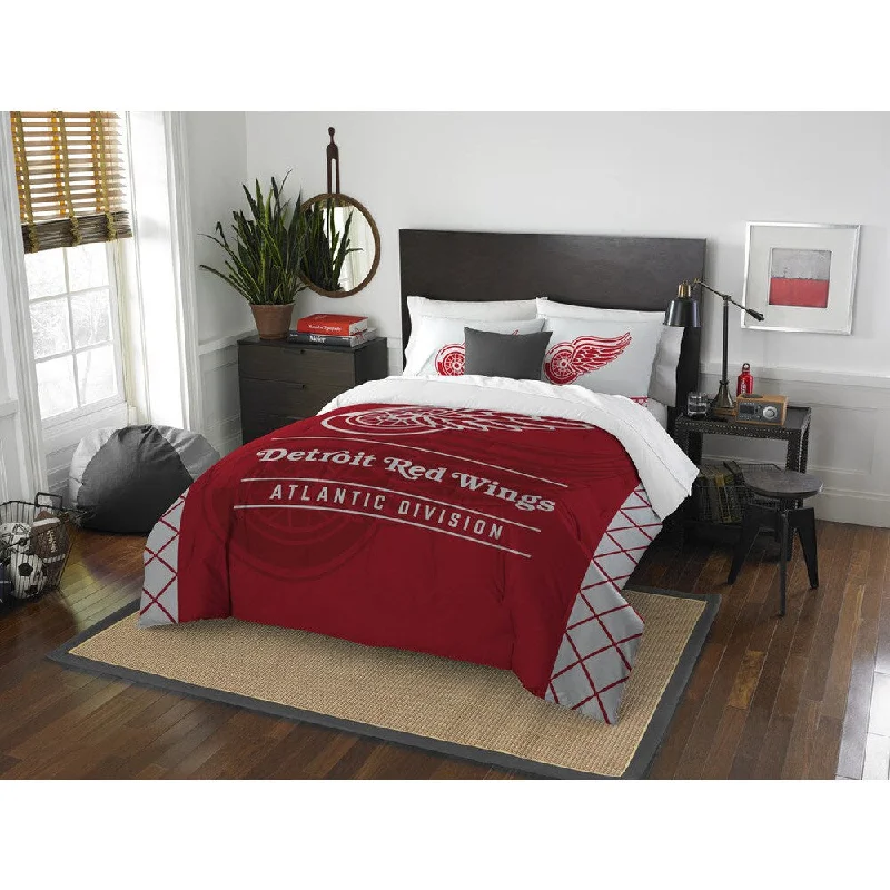 Duck down comforters with a softer feel and good warmth retentionThe Northwest Company NHL Detroit Red Wings Draft Full/ Queen 3-piece Comforter Set Duck down comforters with a softer feel and good warmth retentionThe Northwest Company NHL Detroit Red Wings Draft Full/ Queen 3-piece Comforter Set