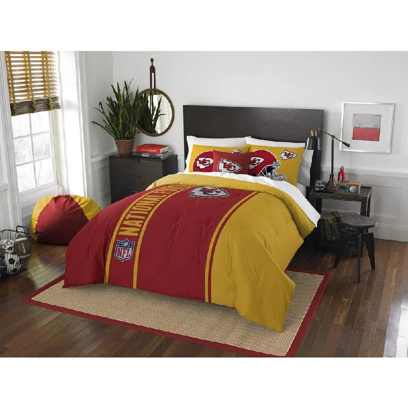Microfiber - filled comforters that are lightweight and easy to care forThe Northwest Company Official NFL Kansas City Chiefs Full Applique 3-piece Comforter Set Microfiber - filled comforters that are lightweight and easy to care forThe Northwest Company Official NFL Kansas City Chiefs Full Applique 3-piece Comforter Set