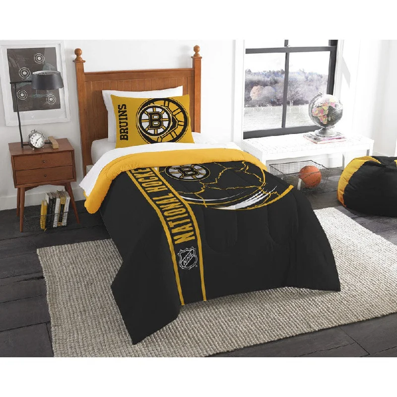 Duck down comforters with a softer feel and good warmth retentionThe Northwest Company Official NHL Boston Bruins Twin Applique 2-piece Comforter Set Duck down comforters with a softer feel and good warmth retentionThe Northwest Company Official NHL Boston Bruins Twin Applique 2-piece Comforter Set