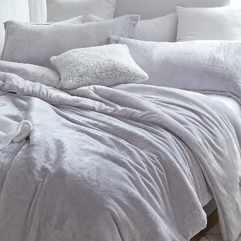 Latex - filled comforters with a bouncy texture and good supportThe Original Plush - Coma Inducer® Oversized Comforter Set - Nimbus Cloud Gray Latex - filled comforters with a bouncy texture and good supportThe Original Plush - Coma Inducer® Oversized Comforter Set - Nimbus Cloud Gray