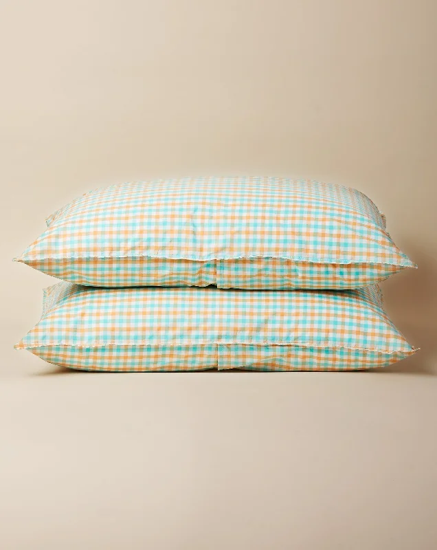 Twin - size duvet covers ideal for single beds in kids' rooms or dormitoriesTurquoise & Flax Gingham Pillowcase Set Twin - size duvet covers ideal for single beds in kids' rooms or dormitoriesTurquoise & Flax Gingham Pillowcase Set