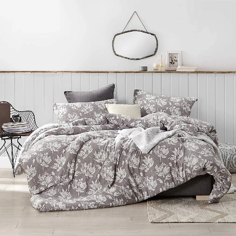 Queen - size comforters for standard queen - sized mattressesWatercolor Blossom - Dark Plum Oversized Comforter - 100% Yarn Dyed Cotton Queen - size comforters for standard queen - sized mattressesWatercolor Blossom - Dark Plum Oversized Comforter - 100% Yarn Dyed Cotton