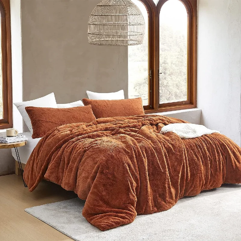 Full - size comforters suitable for full - sized beds in guest rooms or small bedroomsYellowstone Country - Coma Inducer® Oversized Comforter Set - Auburn Earth Full - size comforters suitable for full - sized beds in guest rooms or small bedroomsYellowstone Country - Coma Inducer® Oversized Comforter Set - Auburn Earth
