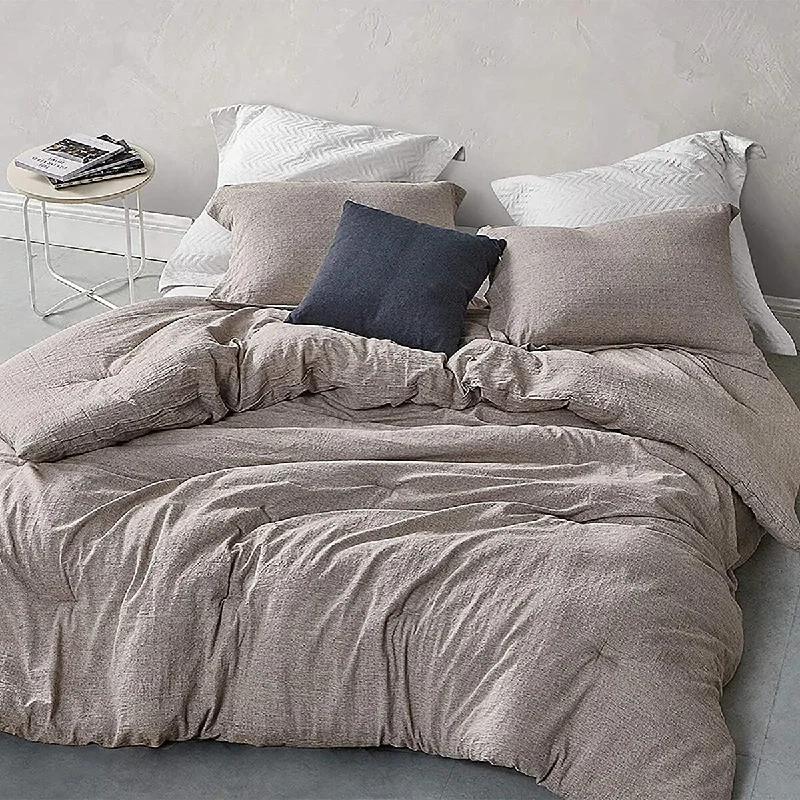 Goose down comforters known for their superior quality and insulationPapier-Mâché Oversized Comforter - 100% Cotton Goose down comforters known for their superior quality and insulationPapier-Mâché Oversized Comforter - 100% Cotton